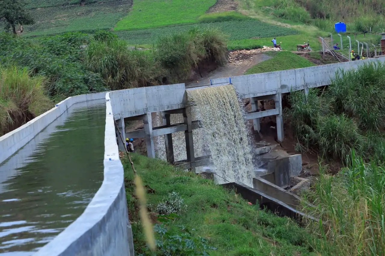 concreate water path